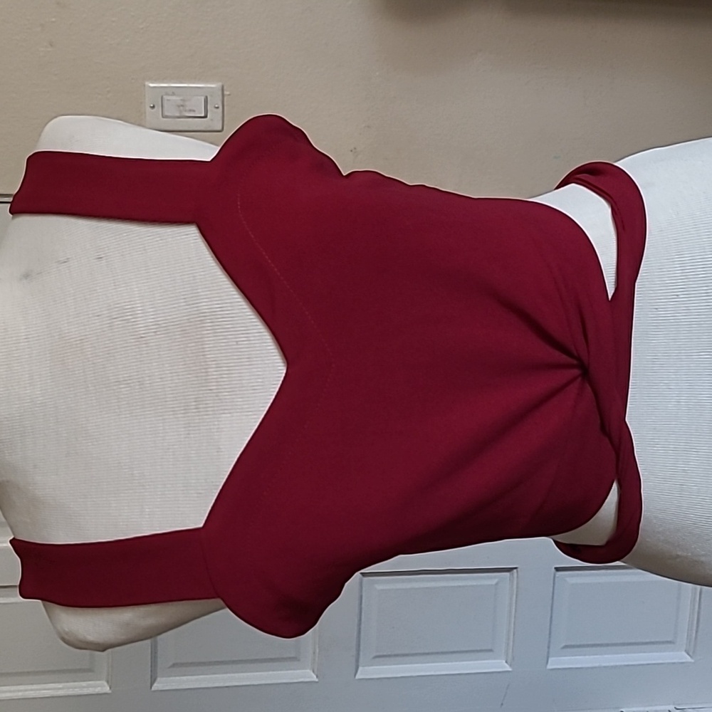 SHEIN crop top♤ size M♤ color burgundy